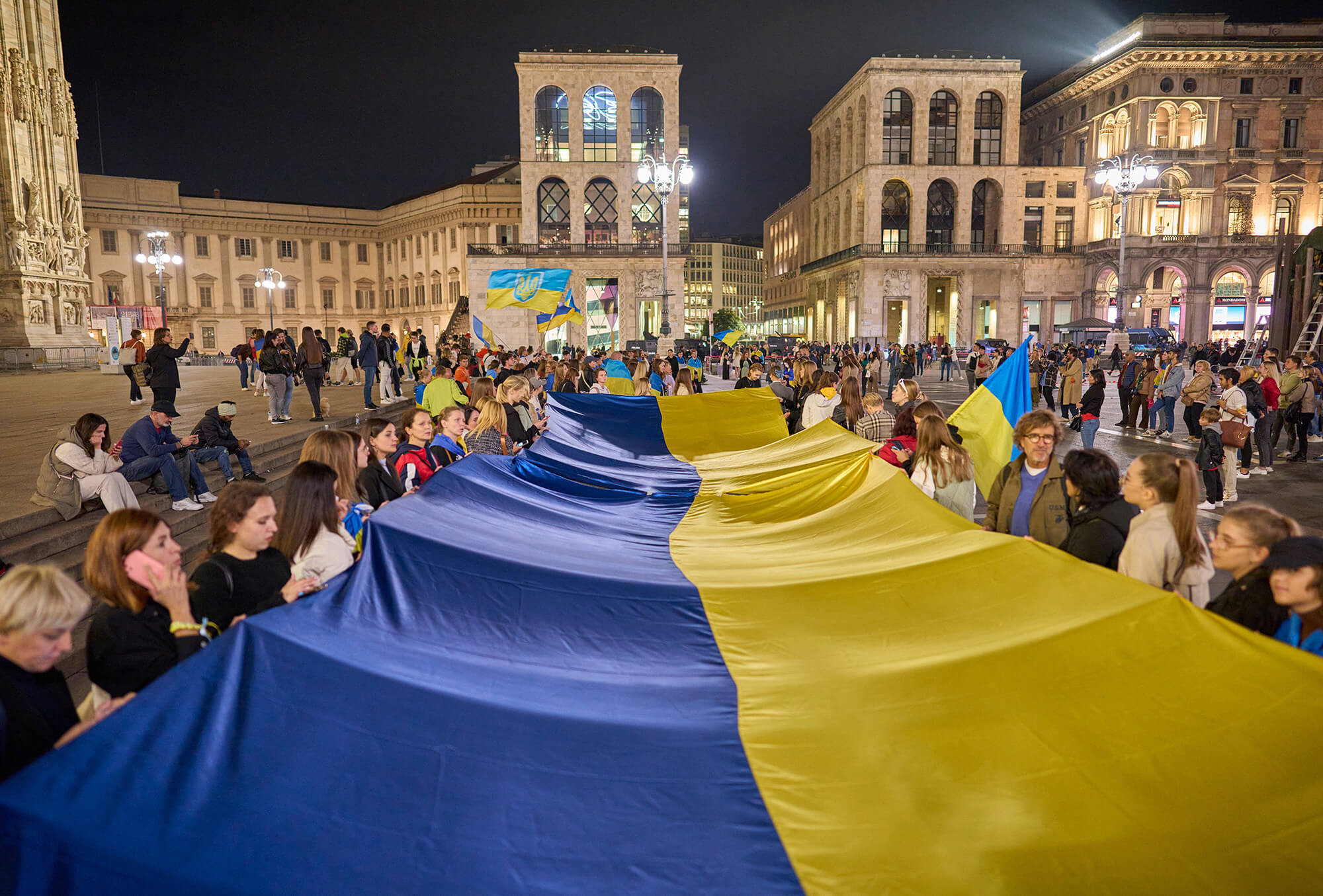 Reporters.  The Ukrainian Сathedral in Piazza del Duomo — Reporters.